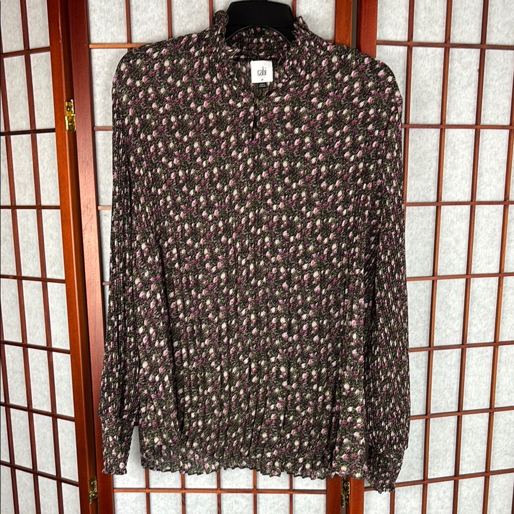 CAbi Knife Pleat Blouse-Pink and Black Floral Button-Up Top M